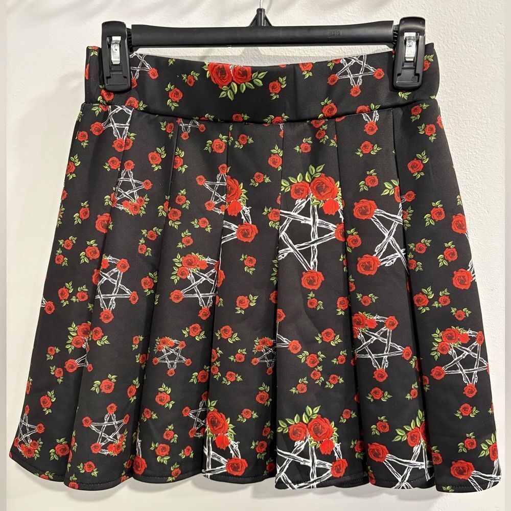 Elegant Black Skater Skirt with Red Rose Pentagram Floral Design